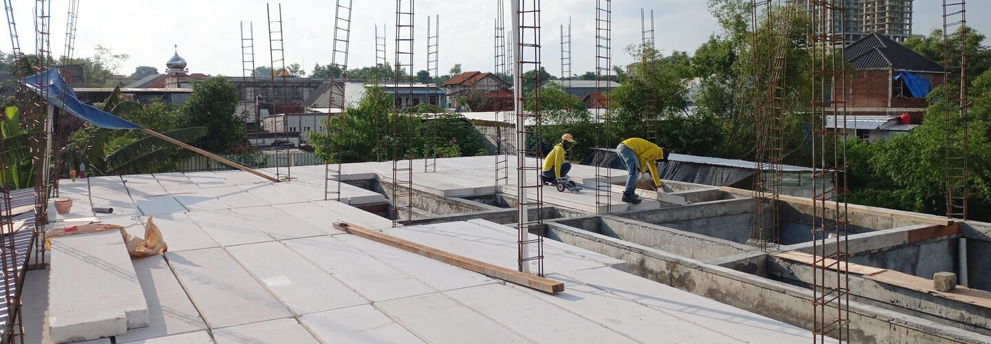 Panel Lantai Terpasang Di Lidah Kulon Surabaya